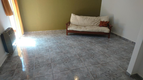 Imagen 2 de 8 de Venta Departamento 1 Dormitorio, Sin Expensas - 1 E/ 73 Y 74 - La Plata