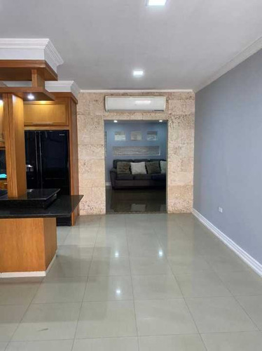 Imagen 3 de 16 de Casa En La Urbanización Terrazas Del Norte Condominio Altamira.