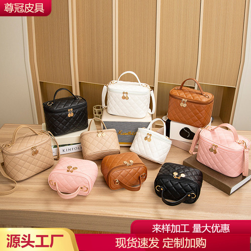 Embroidered Cosmetic Bag Mini Large Capacity Portable