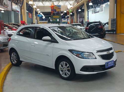 Chevrolet Onix 1.0 MPFI LOLLAPALOOZA 8V