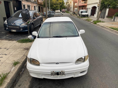 Hyundai Accent 1.5 Gls 5dr 1999