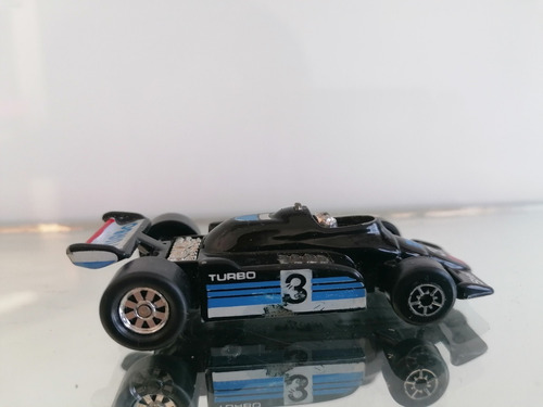 Carro De Carreras Marca Maisto Con Logos Shell Y Turbo 1:64