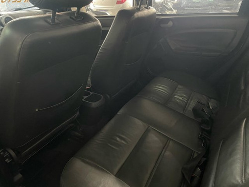 Ford Fiesta Sedan Fiesta Sedan 1.6 MPI CLASS SEDAN 8V FLEX 4P MANUAL