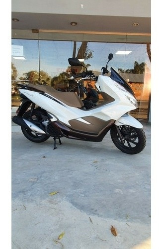 Imagen 2 de 10 de Honda - Pcx 150 Deluxe - 0km
