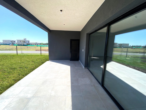 Imagen 5 de 14 de Emprendimiento ¡oportunidad! I Casas En Venta En Pilar Del Este I Pilar
