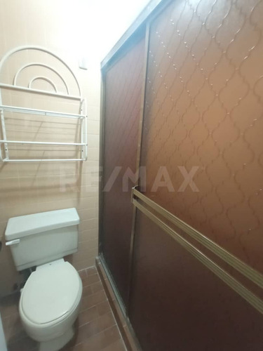 Imagen 14 de 21 de Apartamento En Alquiler Urb. Maneiro Resd. Villas Velamar