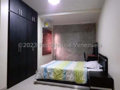 Townhouse En Venta En Cumbres De Maracaibo Edw