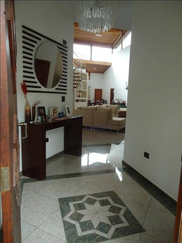 Imagem 15 de 30 de Parque Dom Henrique Ii - Excelente Casa C/ 4 Dts (2 Sts)!!! R$ 1.600.000.00!!! Agora Aluga - R$10.000,00 C/taxas Inclusas - Ca1356