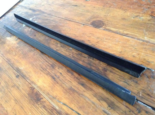 Cañuelas Puerta Trasera Derecha Vw Derby Mod: 00-07 Oem