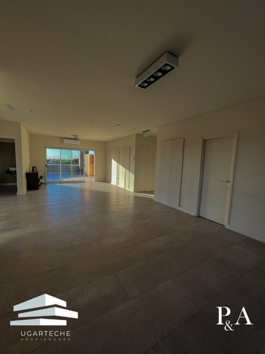 Departamento Con Jardín, Monte Grande - Venta