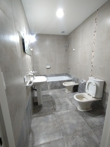 U L T I M O Disponible Hermoso Alquiler 4 Ambientes A Estrenar Laferrere Frente Estacion Eva Duarte