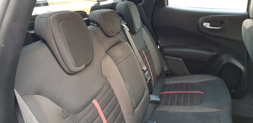 Imagem 6 de 14 de Fiat Toro Freedom 1.8 At6 4x2 (flex)