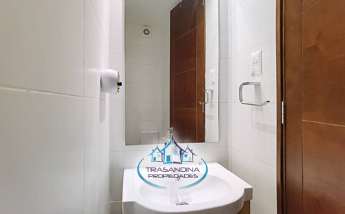 Vende Casa Amoblada 3d 4b 2e - Sector Peñalolén - Santiago
