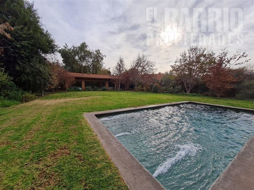 Imagen 1 de 30 de Casa En Venta De 3 Dormitorios En Colina