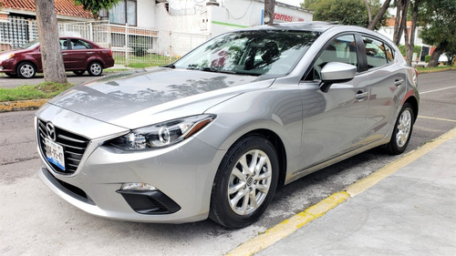 Imagen 1 de 13 de Mazda 3 I Touring 2016