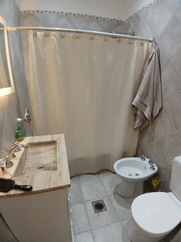 T/casa 4 Amb. En 2 Plantas 2 Baños Lav. Patio C/ Parrilla - Villa Pueyrredon