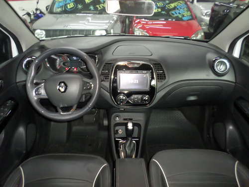 Renault Captur 1.616v Intense Sce X-tronic 5p