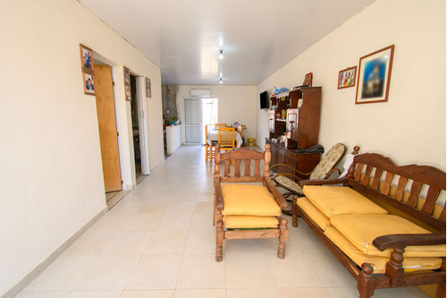 Se Vende Casa En Santo Tomé A 200m De Av. Lujan