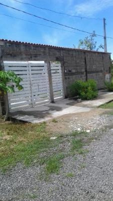 Imagem 6 de 14 de Casa No Litoral Com 3 Dormitórios Em Itanhaém/sp 2528-pc