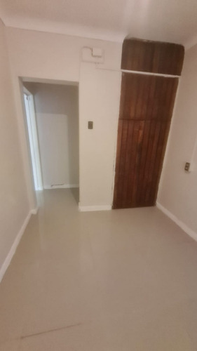Casa 4 Dormitorios Y 3 Baños
