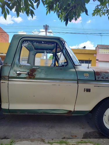 Ford F-100 3.6 Lujo