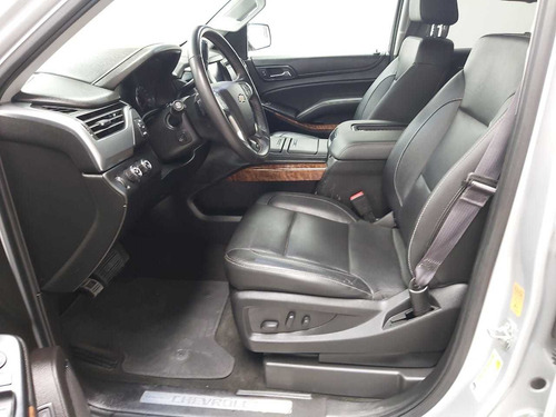 Chevrolet Suburban 2017 5.4 Premier Piel 4x4 At