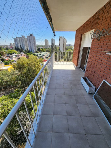 Alquiler. Departamento 3 Ambientes. Sin Cochera. Edificio 8. Villa Celina.