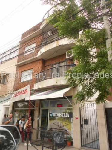 Local | Alberdi Juan Bautista 4985