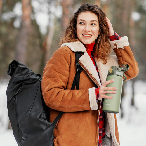 Fjbottle Botella De Agua Aislada Con Pajita ' Botella De Agu