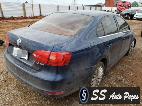 Imagem 2 de 2 de Sucata De Volkswagen Jetta 2011 - Retirada De Peças