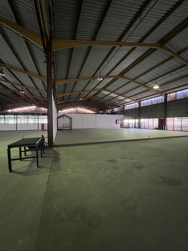 Galpón En Venta En Guaicay (las Minas De Baruta) 3499 Mts2