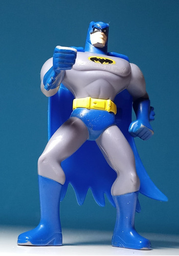 Muñeco Batman Con Movimiento De Puño
