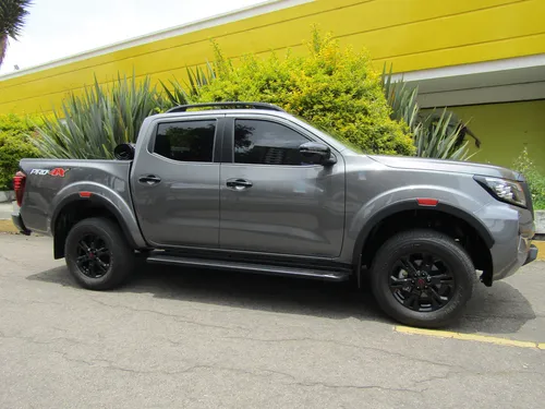 Nissan Frontier 2.5 Pro4X 4X4 At