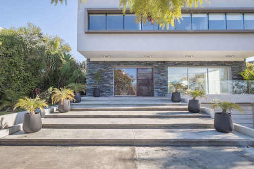 Casa En Alquiler Temporario 4 Dormitorios En Albanueva, Rincón De Milberg, Tigre