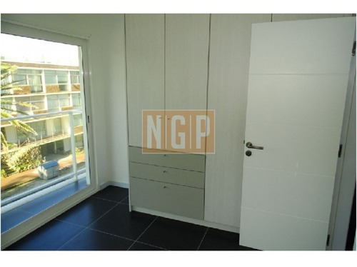 Divino Impecable Con Servicios-ref:11705