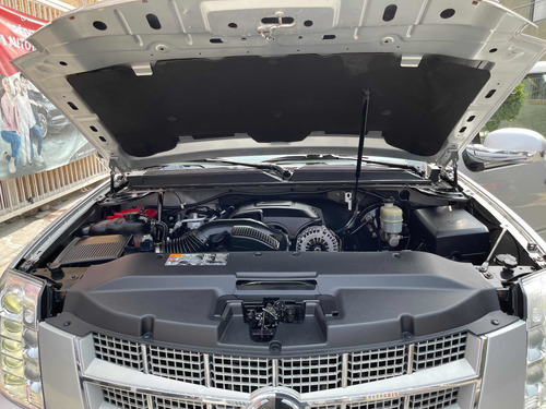 Imagen 8 de 15 de Cadillac Escalade 6.2l Platinum 4x4