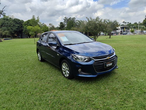 Chevrolet Onix Hatch 1.0 4P FLEX LT