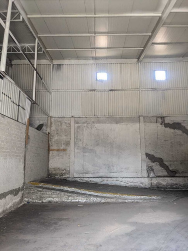 Nave Industrial O Bodega Con Excelente Ubicación