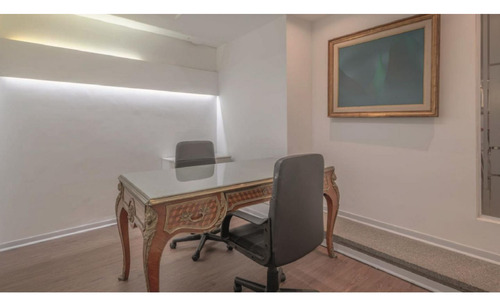 Local En Alquiler En Microcentro 598 M2