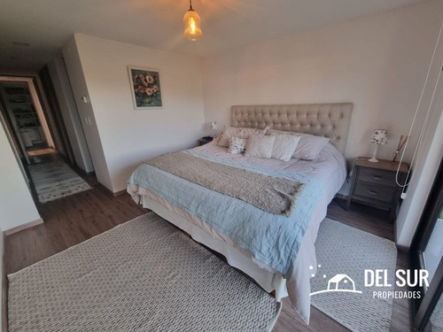 Casa En Excelente Barrio En Puerto Varas