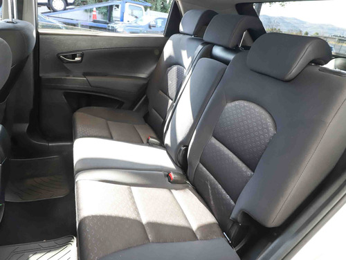 SsangYong Korando 4X2 MT SEMI FULL