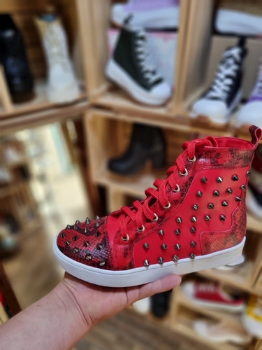 Tenis De Moda Picos Suela Estoperol Roja Casual Dama Spike