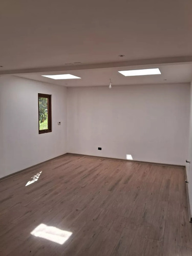 Linda Casa Nueva En Condominio/ Chicureo/ 1321 Mt2 / 370 Mt2