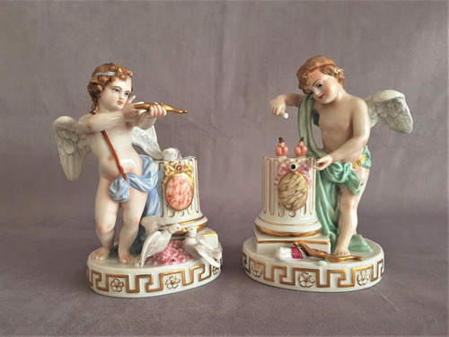 Pendant De Bellísimos Cupidos En Porcelana Capodimonte