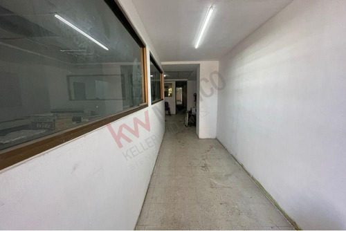 Edificio En Renta En Palos Prietos