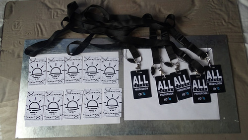 Imagen 10 de 10 de Credenciales Pvc Lanyard Personalizados