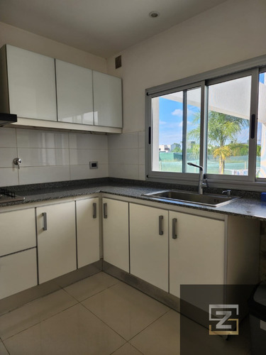 Casa En Alquiler De 3 Dormitorios En Don Joaquín Canning