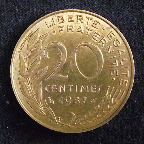 Francia 20 Centimes 1987 Excelente Km 930