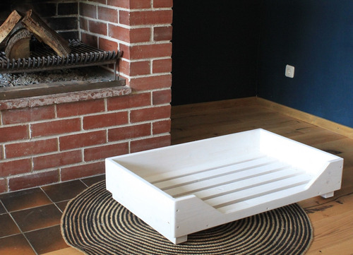 Cama Para Perros Rustico De Madera Quemada