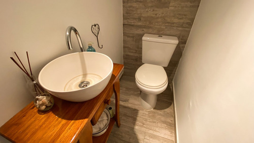 Imagen 10 de 22 de Casa En Venta En City Bell, 2 Dormitorios + Parque